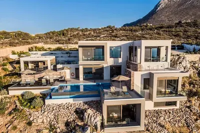 Image de Luxurious Villa Akri - With Private Heated Pool