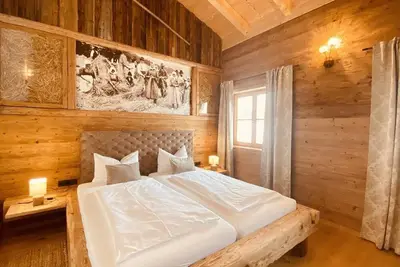 Image de Chalets mit Alm-sauna Benutzung und Außen-whirlpool