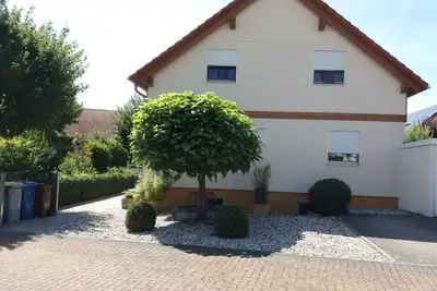 Image de Beautiful 2 room apartment (65m²) in Bruchköbel for up to 4 people