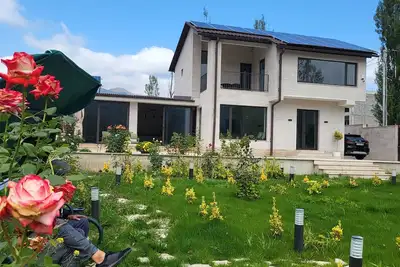 Image de Cozy modern Villa in Dilijan with beautiful garden&fascinating view on mountain