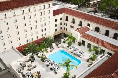 Pasadena Hotel & Pool, 3 Classic Accommodations, Pets -friendly Hotel!