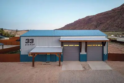 Image de Big Blue - Moab's Adventure Basecamp!