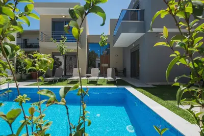 Image de Park-view Lux Pool Villa, steps to the Beach