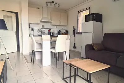 Image de Appartement T2 Climatisé à Collioure avec Parking