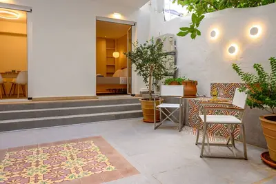 Onira Luxury Apartment