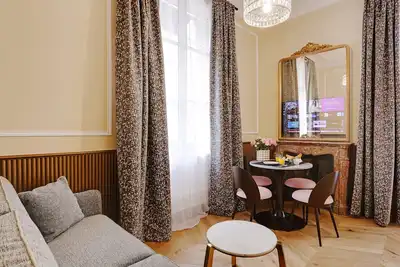 Image de Un Superbe 1-Ch à La Madeleine-Opéra