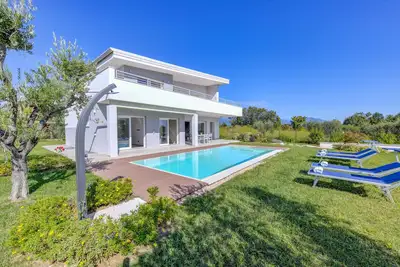 Image de Villa Easy chic in Moniga del Garda with private pool