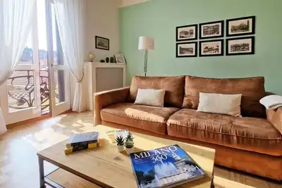 Image de Little Broggi - 15 minutes à pied de la gare centrale