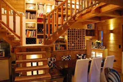 Image de Beautiful family chalet within idilic Swiss village, access to 4 Valleys/Verbier