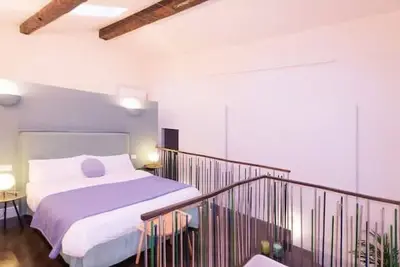 Image de Huge design apartment with private garden