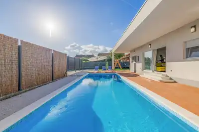 Image de Villa Midnight Moon - Quatre Chambres Villa, Couchages 8