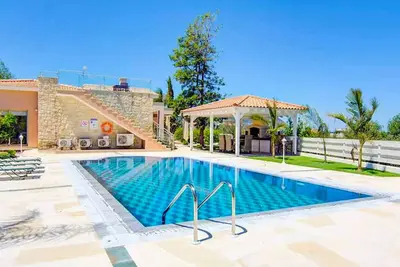 Image de Sea Breeze Hideaway - Trois Chambres Villa, Couchages 6