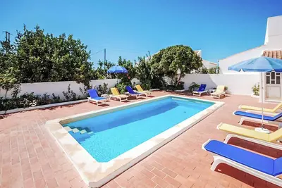 Image de Villa Bento Dios - Quatre Chambres Villa, Couchages 8