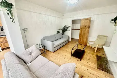 Image de 4 Bed house in Daneby Road Se6