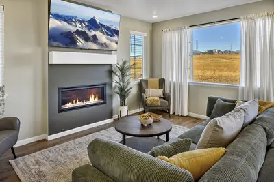 Image de Mountain-View 5br Family Retreat • Games, Golden Tee • Near Boulder & Denver