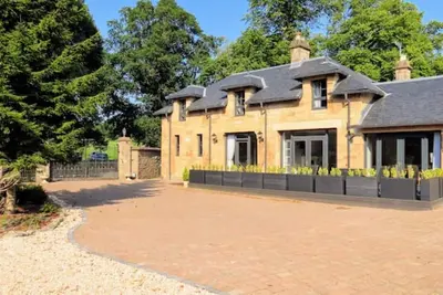 Image de Renovated characterful coach house close to Loch Lomond and Helensburgh