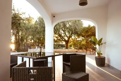 Image de Villa with pool, hot tub and pine forest