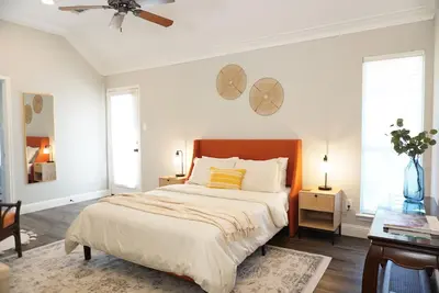 Image de 3 Miles to Legacy West: Private Serene Retreat In Plano