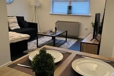 Image de Rare Find 3 story, 2 room house\n