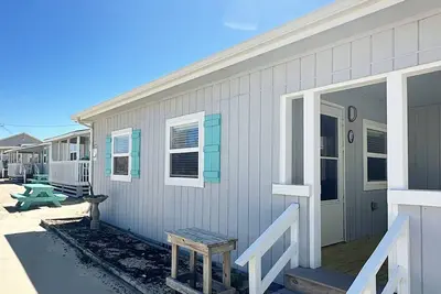 Image de Obx Dog-friendly Ocean Cottage 3- Steps to Beach!