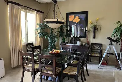 Image de Beautiful Private Garden View 4 Bedroom Apartment (Monthly Rentals)