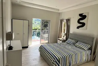 Image de Peaceful Mountain View Condo