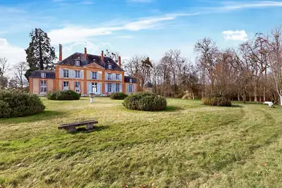 Image de Maison chaleureuse de 8 chambres à.