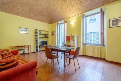 Image de Elegant apartment in Asti with balcony