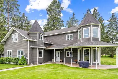 Your Base Camp For Glacier National Park