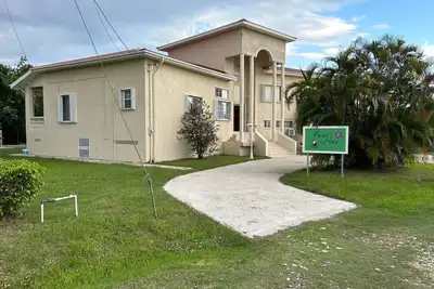 Image de 4bdrm Private Home In Quiet Residential Community 12 Min From Airport, 30 Min To Belize City