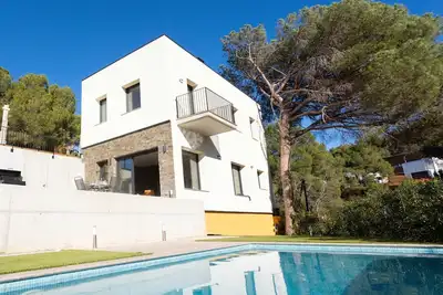 Image de Villa avec piscine privée au pied de la plage de Tamariu-Costa Brava