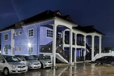 Image de Tropical Oasis in Accra - 2 Bedroom Apartment