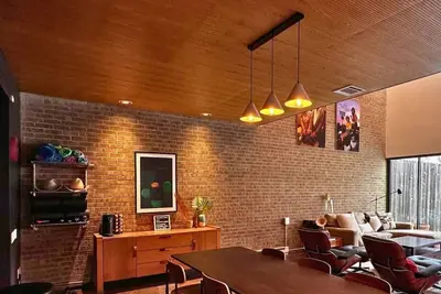 Image de Urban Retreat in Montrose with Private Pool