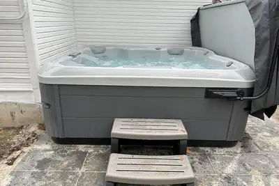 Image de Hot tub, relax, walk to Hyde Park, best location!