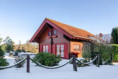 Image de Maison de vacances 'Emslandstube' avec vue sur lac, terrasse privée et jardin privé
