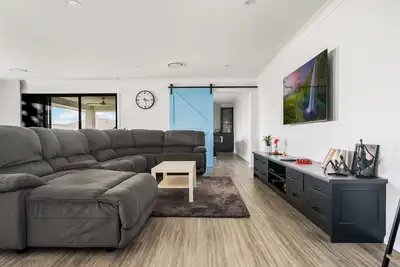 Image de Fairleigh Dream - Modern, Spacious & Convenient