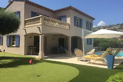Image de Villa 8 Pers Sainte-Maxime  La Nartelle, 100m Mer, Piscine PRIVÉE CHAUFFÉE, Spa