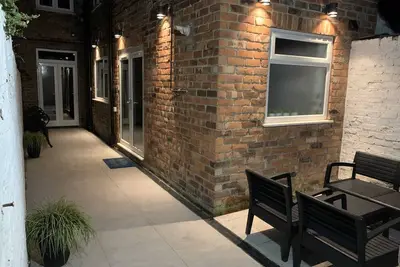 The Milton sleeps 8, close to York city, pet friendly
