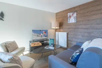 Image de Appartement de standing à Alpe d'Huez avec Wifi et Parking, pour 4a+2e