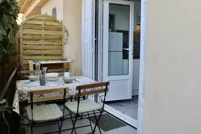 Image de Charmant 2p Climatisé, Terrasse et Parking, 4 Couchages - Villeneuve-Loubet