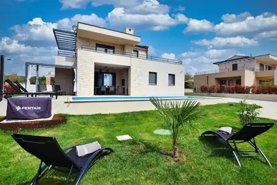 Image de Ferienhaus Villa Oskar Kroatien / Istrien mit Pool fĂĽr 6 Personen
