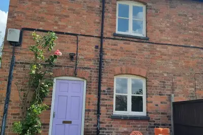 Image de 2 Bedroom Cosy Cottage\n\n