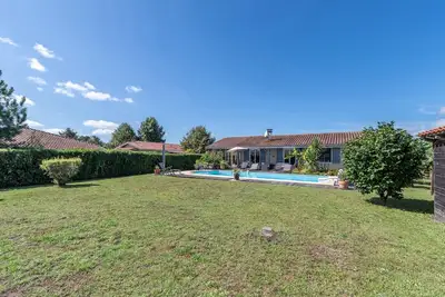 Image de Maison de la Côte - Trois Chambres Villa, Couchages 6