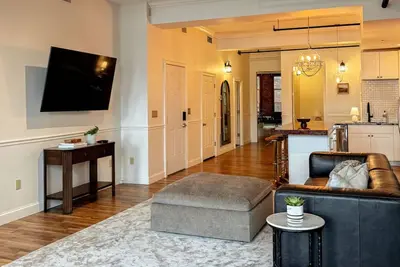 Image de Luxurious 2 Br Loft