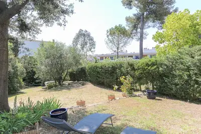 Image de Charmant 3p lumineux avec Clim, Jardin 300m² et Garage fermé - Benakey