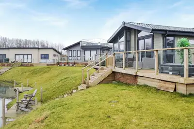 Image de 3 chambres à coucher à Routh