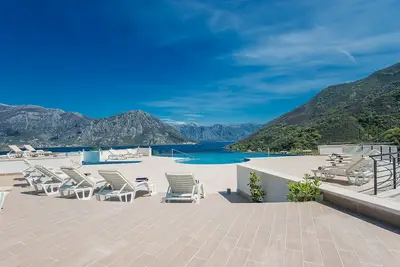 Image de Lavender Bay Resort, 4 person 75 m2 Apartment G8, Morinj, Montenegro