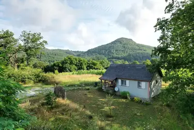 Image de Gîte à la Ferme de Bassignac :Le Chalet de Lilie