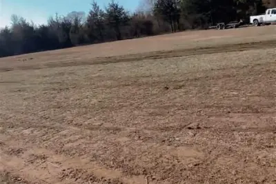 Image de 2024 Eclipse 6 Acres Parking Space