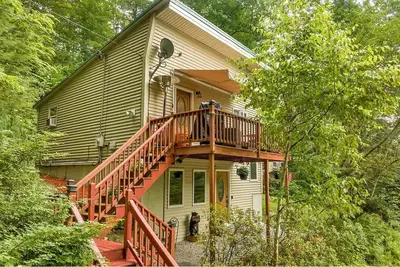 Image de Cozy lake house in Great Nh lakes region location and close to everything!